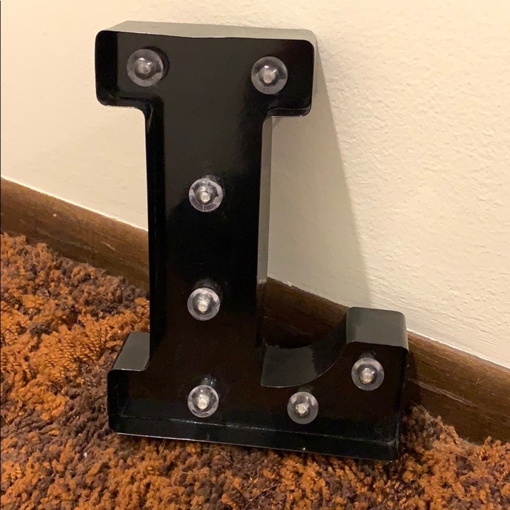 “L” Marquee Letter